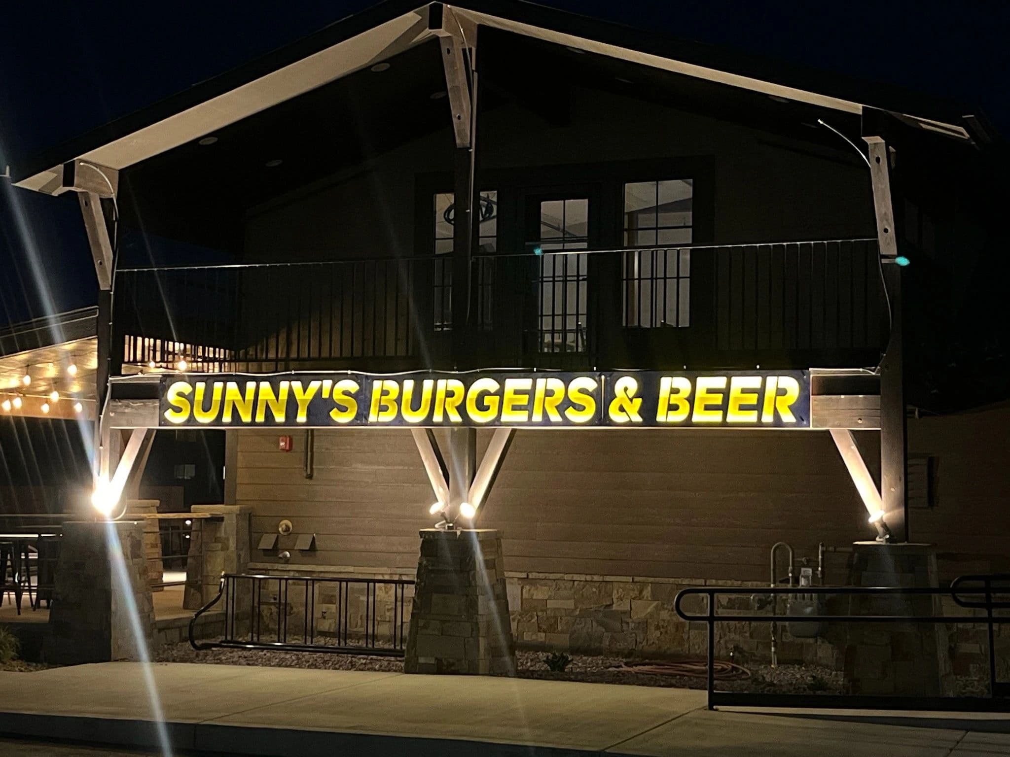 Sunny's Burgers & Beer