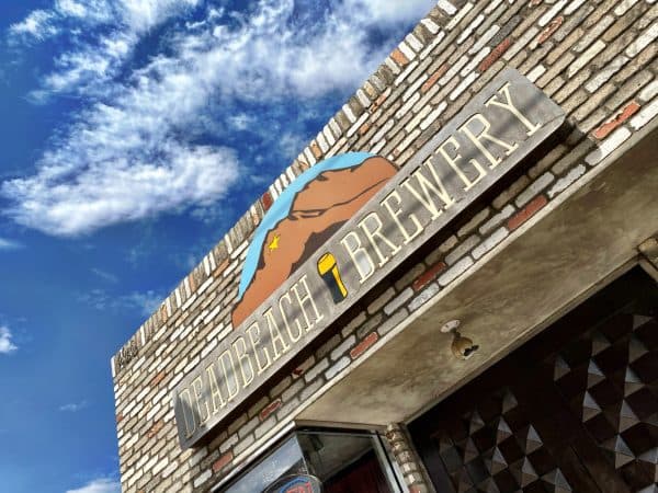 DeadBeach Brewery