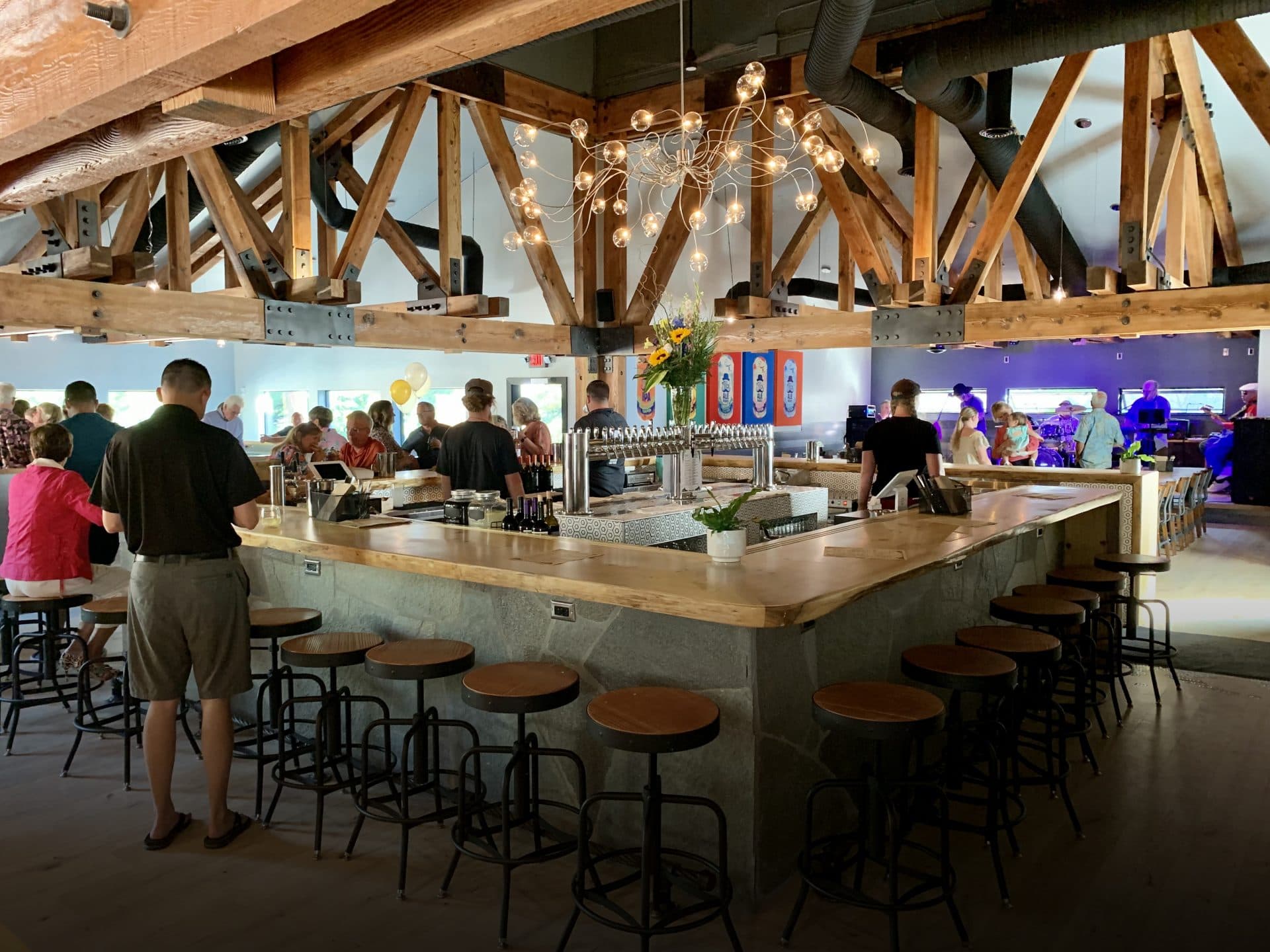 Alibi Ale Works - Incline Public House