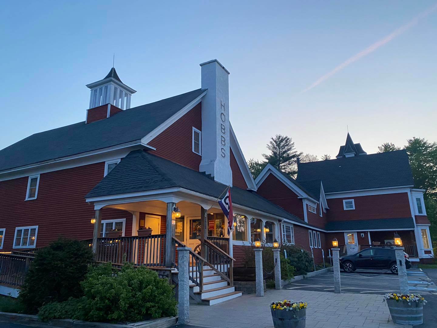 Hobbs Tavern & Brewing Company